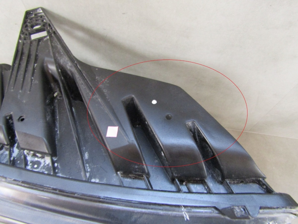 Prednji far DODGE DURANGO III LIFT 14-20 xenon EU KANADA RH desni 68423852AE