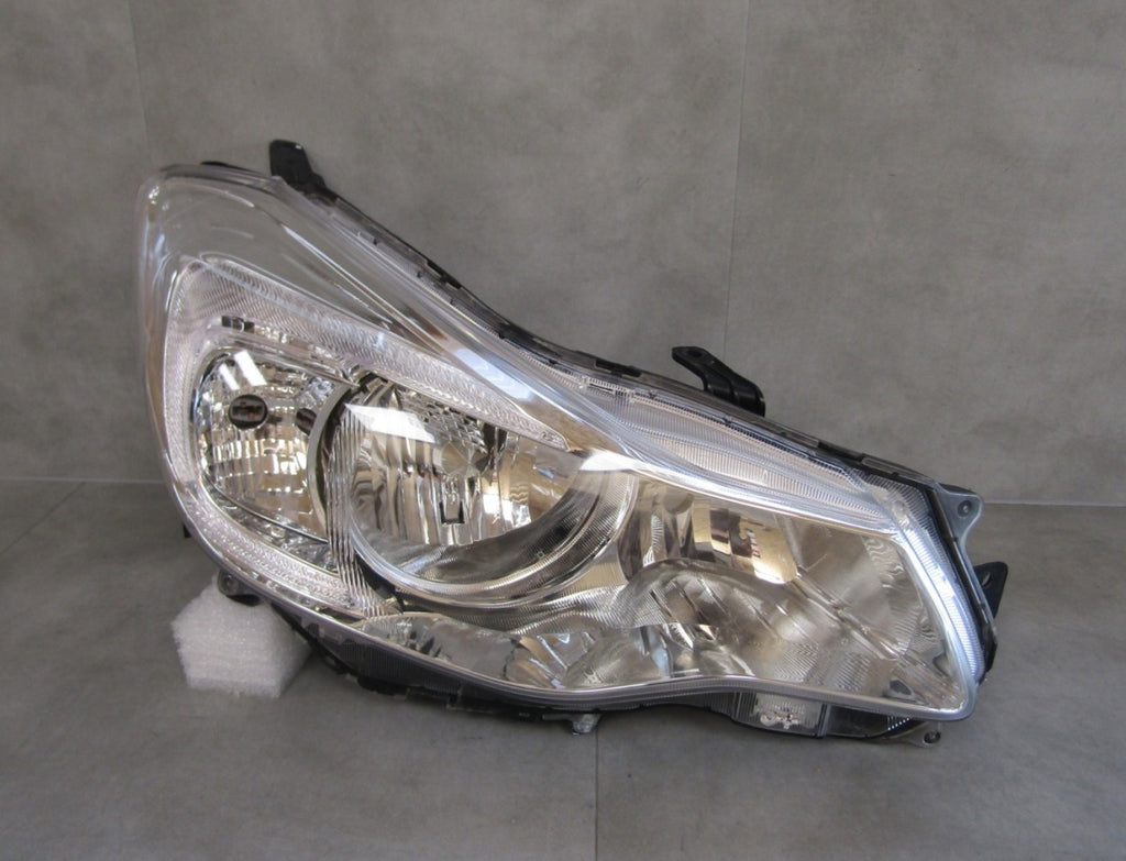 Prednji far SUBARU XV halogen 11-17 RH desni