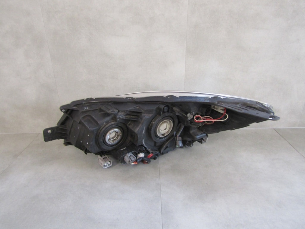 Prednji far SUBARU XV halogen 11-17 RH desni