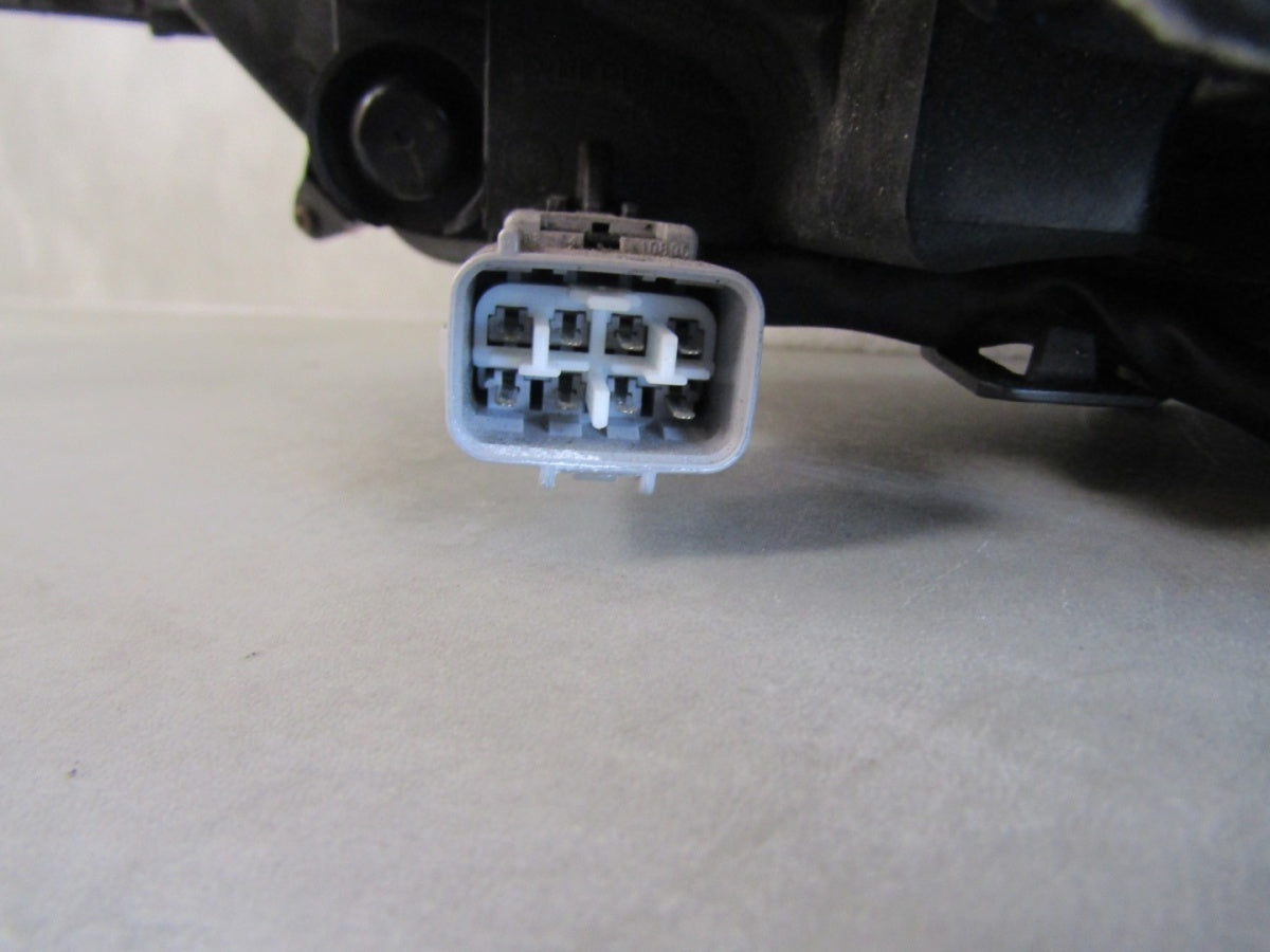 Prednji far SUBARU XV halogen 11-17 RH desni