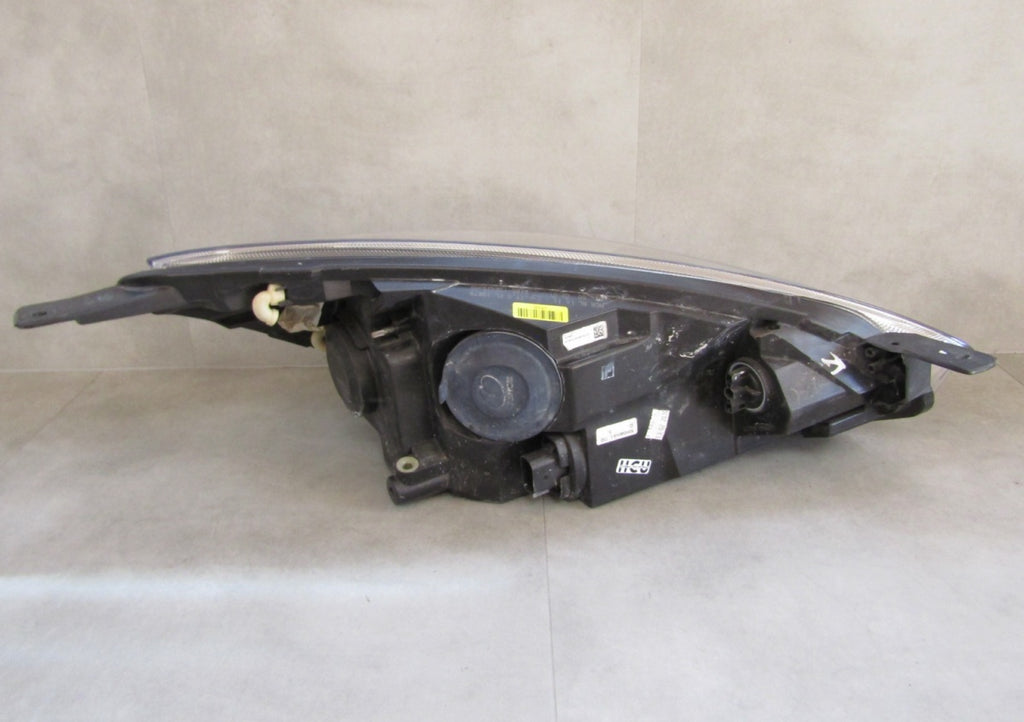 Prednji far FORD FIESTA MK8 sa sočivom LED 17-21 LH