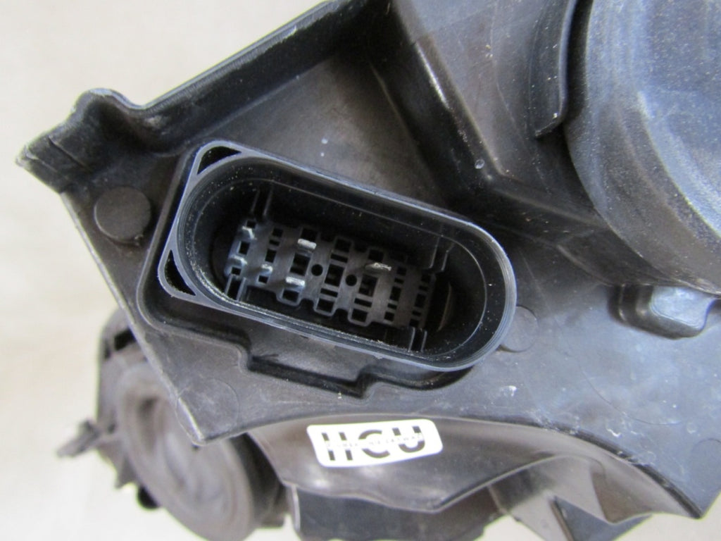 Prednji far VOLKSWAGEN VW GOLF 8 VIII LED 19-24 RH desni 5H1941006