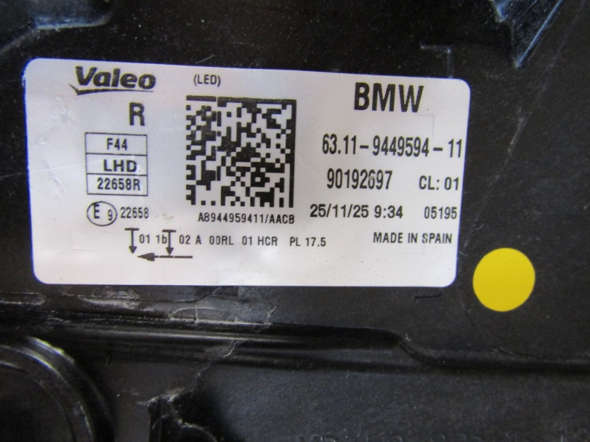 Prednji far BMW 2 F44 GRAN COUPE FULL LED 19-24 RH desni 9449594
