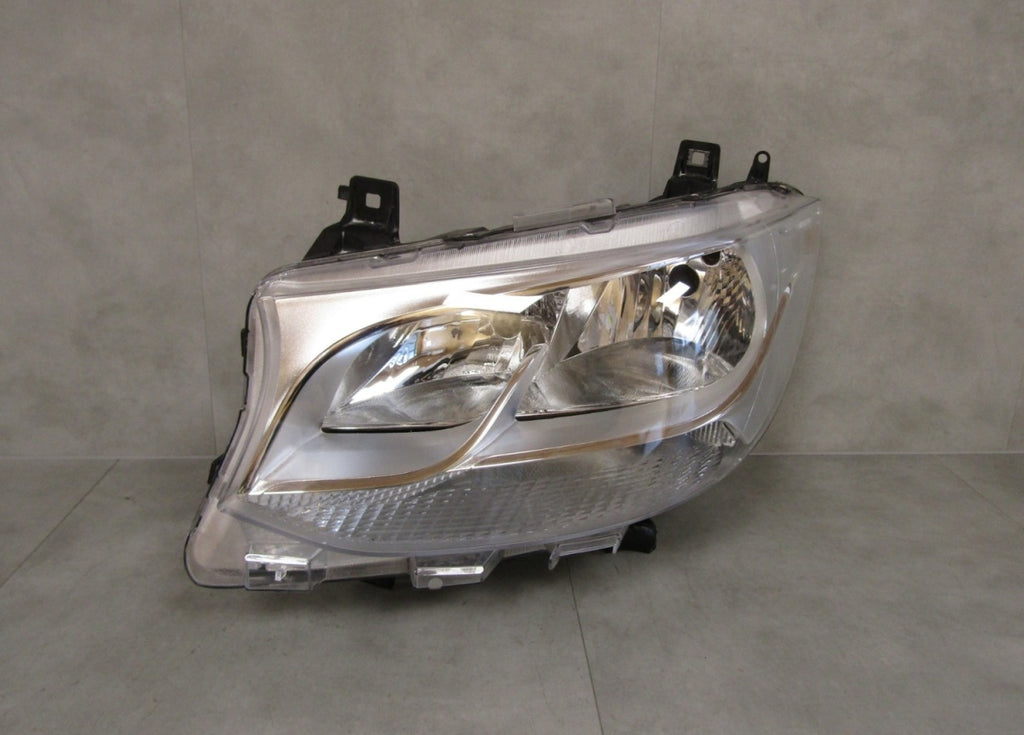Prednji far MERCEDES SPRINTER W910 W907 halogen 18- LH A9109060000