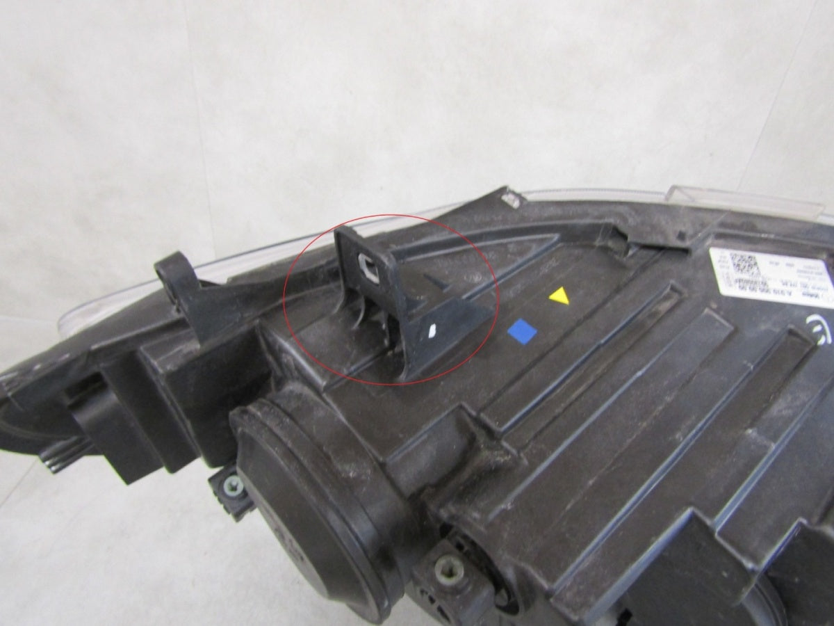 Prednji far MERCEDES SPRINTER W910 W907 halogen 18- LH A9109060000