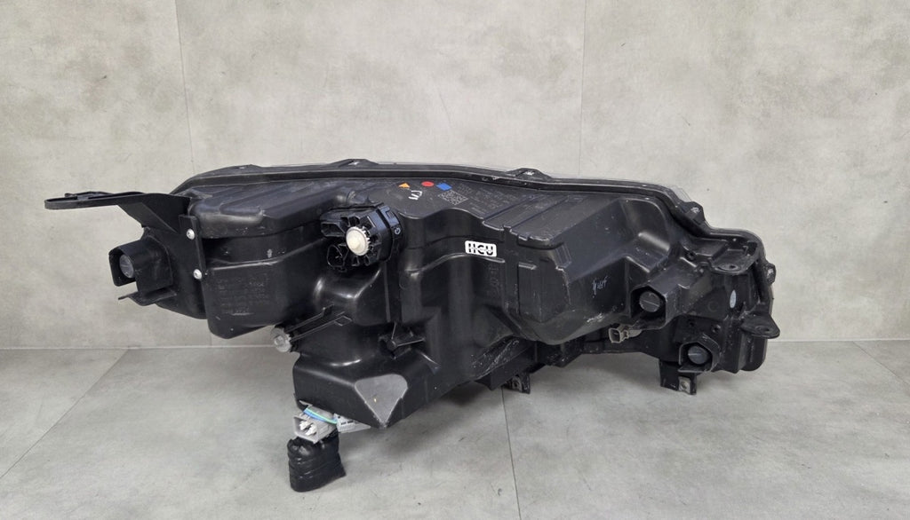 Prednji far SUZUKI VITARA 2 II LED LIFT 24- LH lijevi KOITO 100 7R016