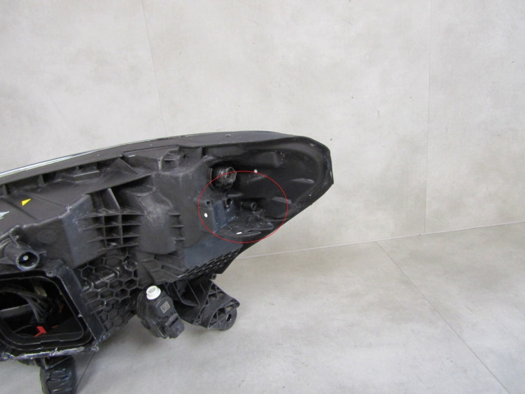 Prednji far RENAULT CAPTUR 1 I LIFT LED PURE VISION 17-19 RH 260100400R