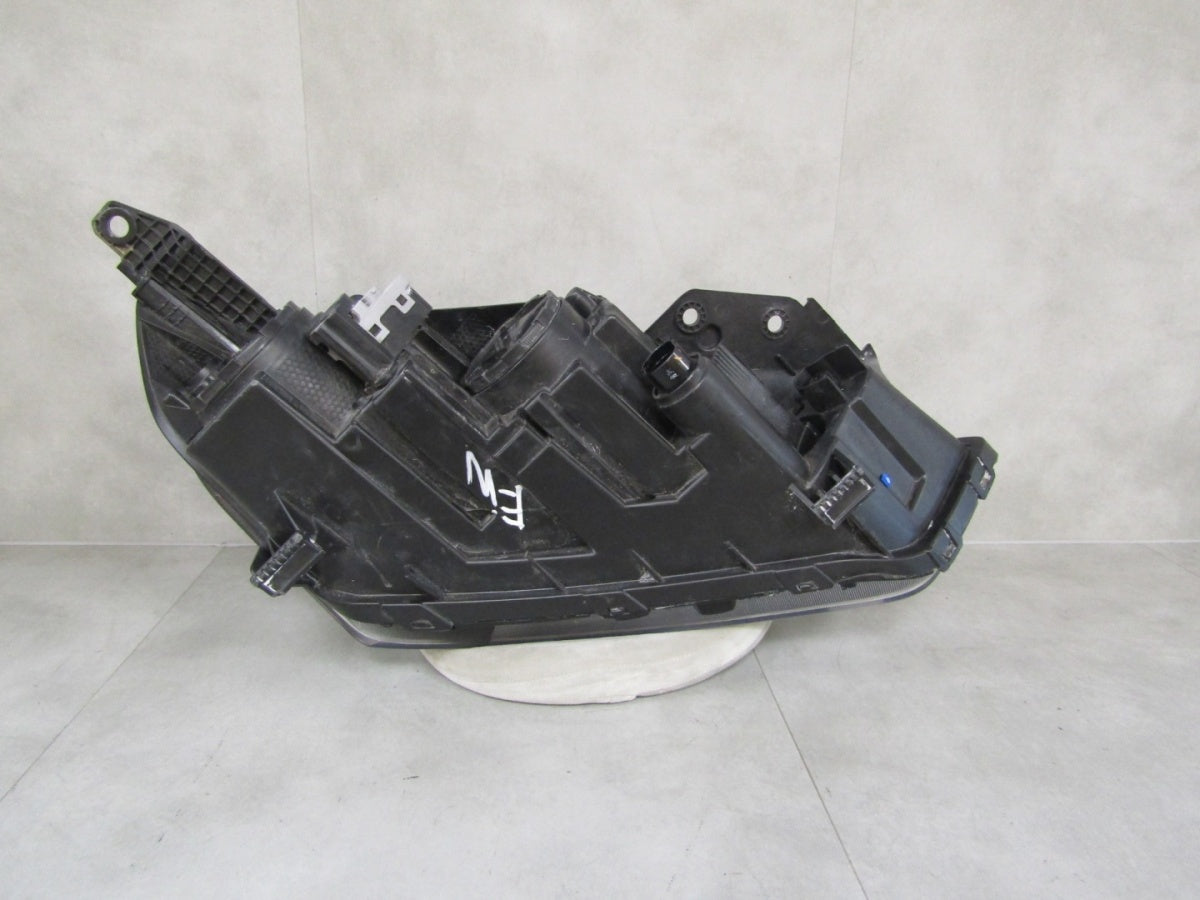 Prednji far HYUNDAI IONIQ halogen sa sočivom 16-19 LH lijevi 92101-G2