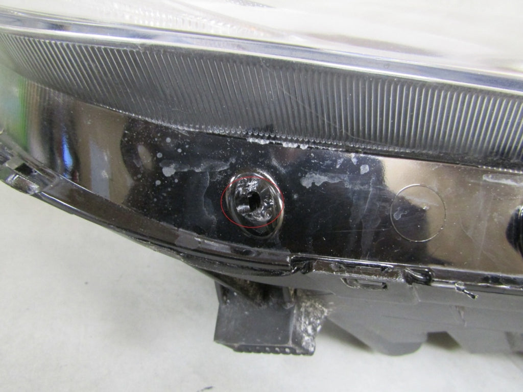 Prednji far HYUNDAI IONIQ halogen sa sočivom 16-19 LH lijevi 92101-G2