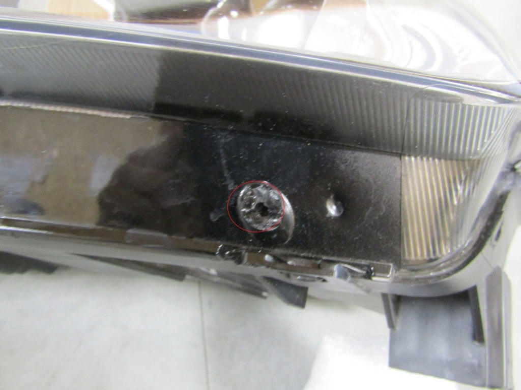 Prednji far HYUNDAI IONIQ halogen sa sočivom 16-19 LH lijevi 92101-G2