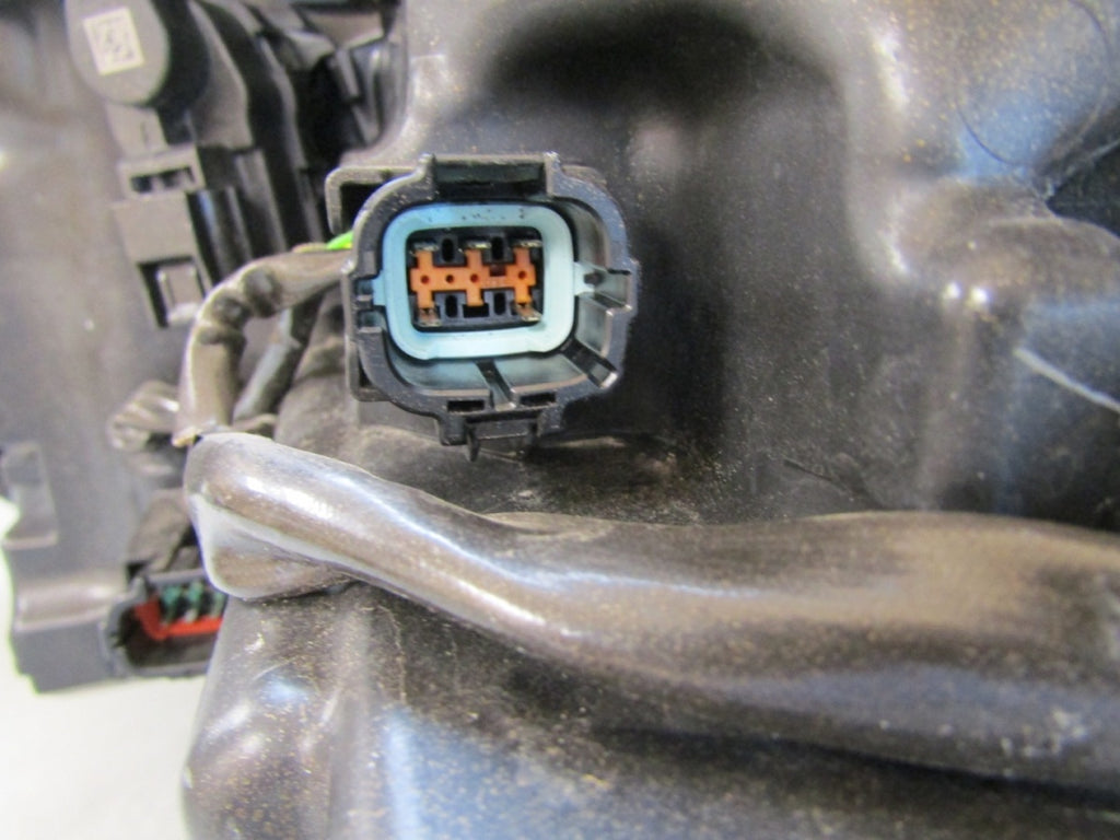 Prednji far NISSAN QASHQAI 3 III J12 21-24 LED ADAPTIVE RH desni 100-8D02J
