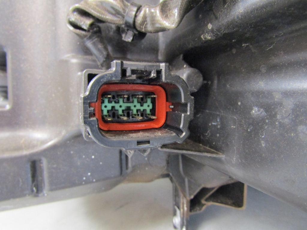 Prednji far NISSAN QASHQAI 3 III J12 21-24 LED ADAPTIVE RH desni 100-8D02J