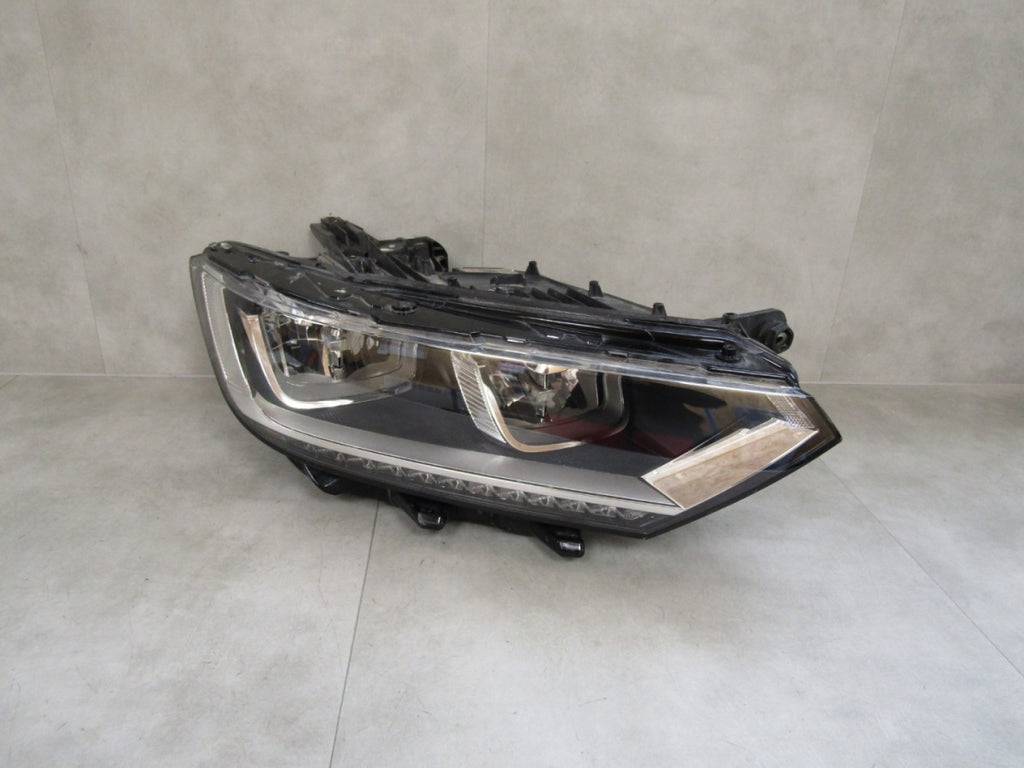 Prednji far VOLKSWAGEN PASSAT B8 LED RH desni 14-19 3G1941036H