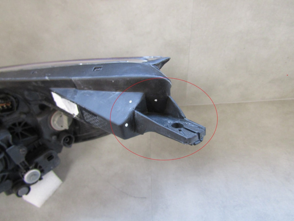 Prednji far KIA PICANTO III 3 halogen 17-20 RH