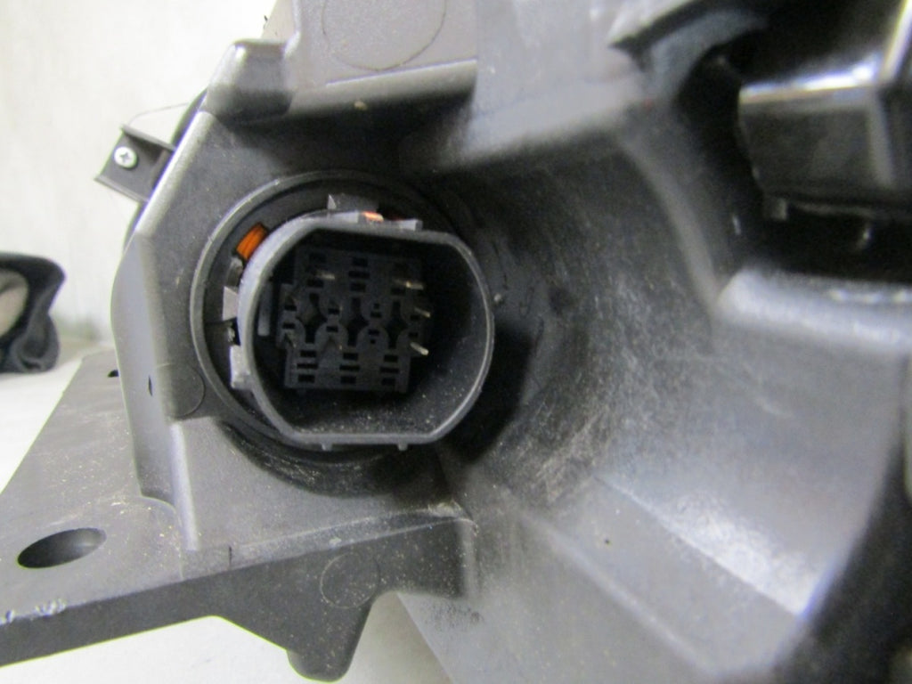 Prednji far BYD TANG II 2 FULL LED 18- RH STE-4121020C