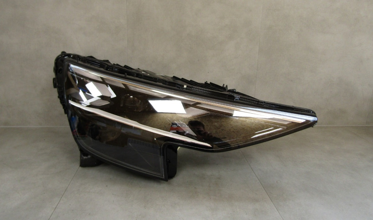 Prednji far AUDI Q8 4M8 LIFT LASER 24- RH desni 4M8941086