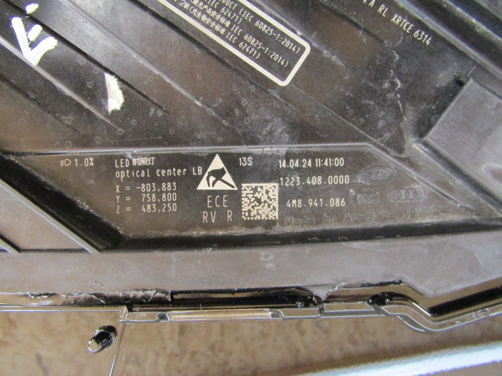 Prednji far AUDI Q8 4M8 LIFT LASER 24- RH desni 4M8941086