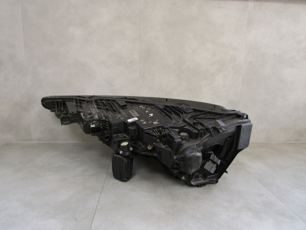Prednji far AUDI Q8 4M8 LIFT LASER 24- RH desni 4M8941086