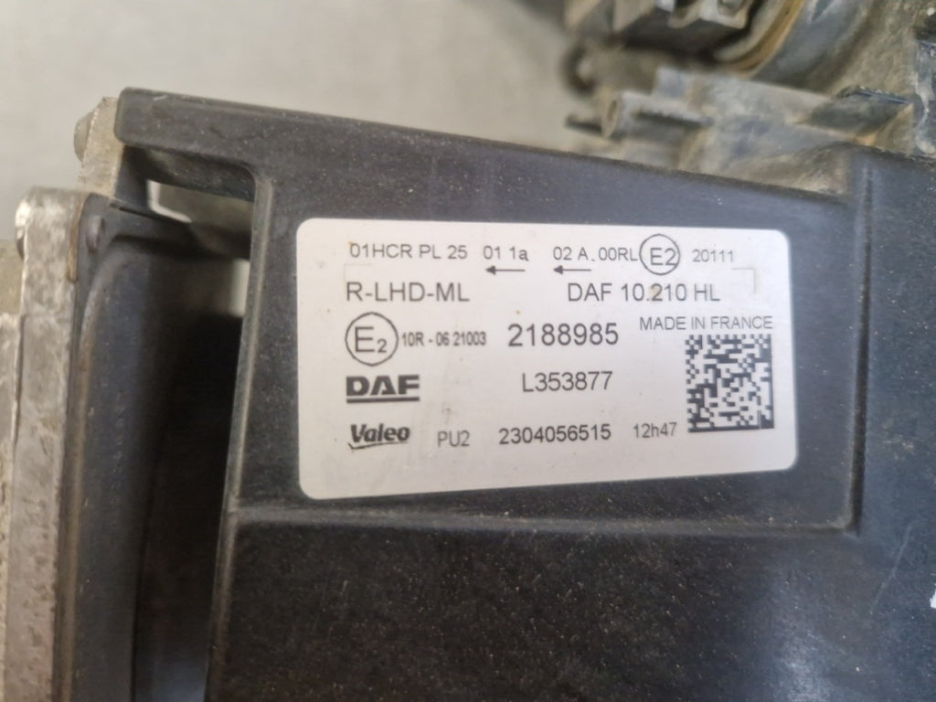 Prednji far DAF XF XG XD XG+ XDC FULL LED desni RH 21- 2188985