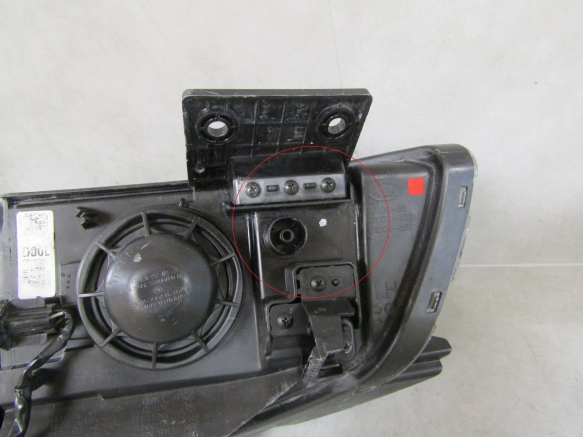 Prednji far KIA NIRO I sa sočivom + LED LH lijevi 16-19 92101-G5
