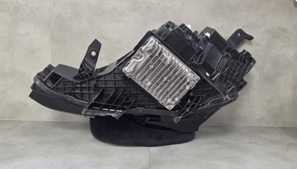 Prednji far LAMPA VOLVO EX30 FULL LED 23- RH desni 80000628