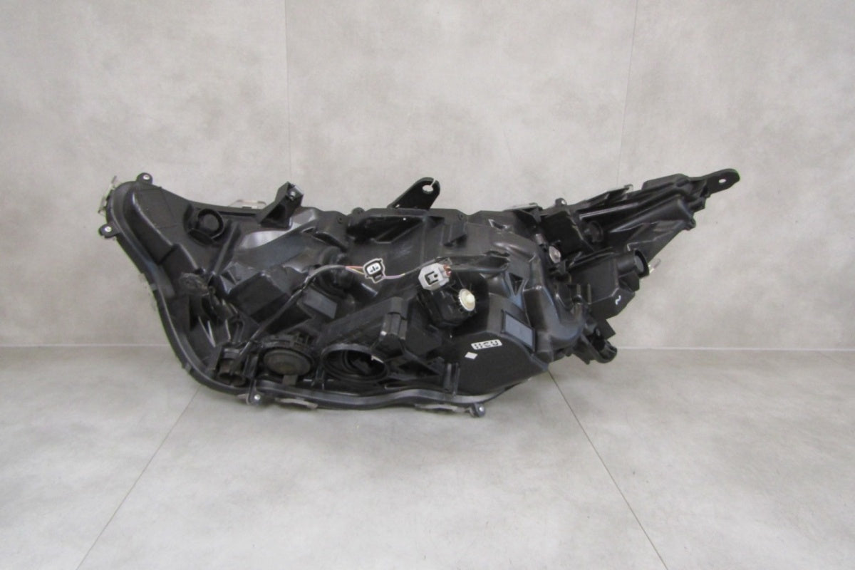 Prednji far Toyota RAV 4 IV 5 V LED 19-21 RH desni