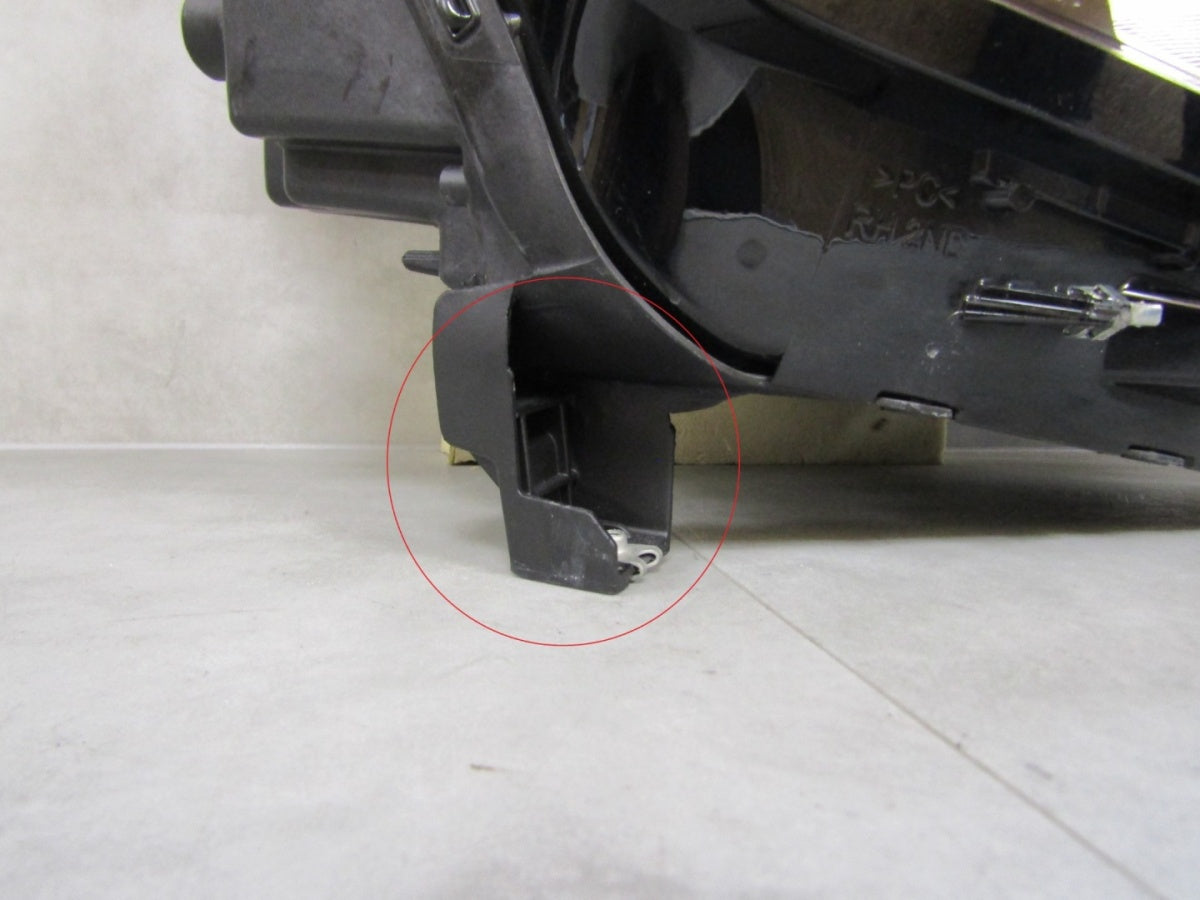 Prednji far OPEL FRONTERA LED 24- RH desni 9850142480