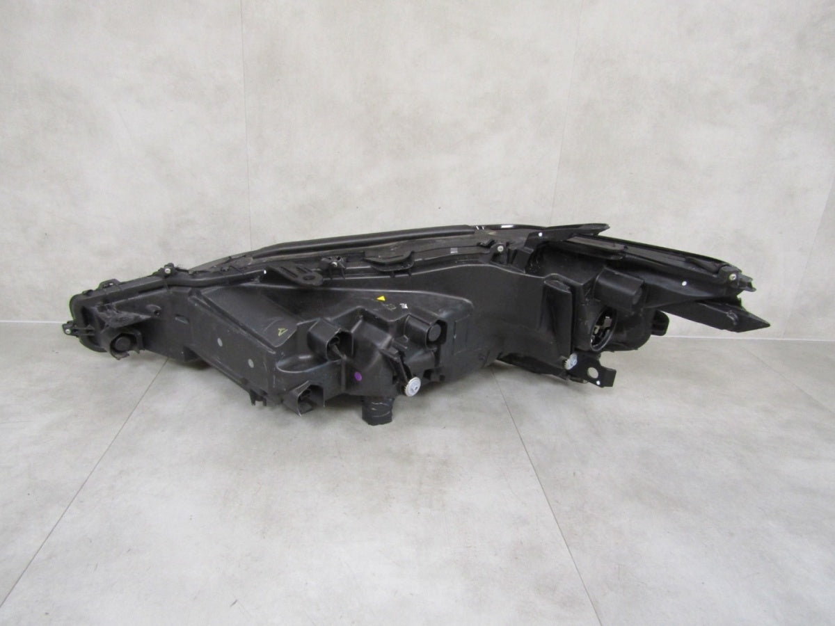 Prednji far LEXUS ES VII 300H FULL LED 18-21 RH desni