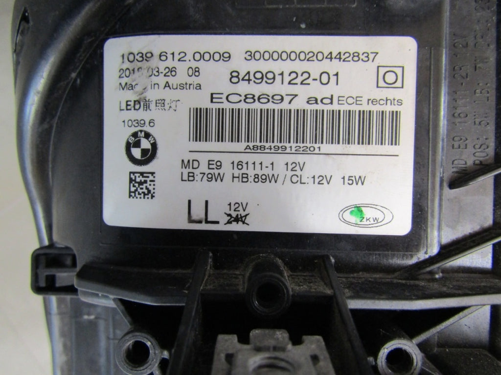 Prednji far BMW 5 G30 G31 Adaptive Full LED 17-20 RH desni 8499122-01