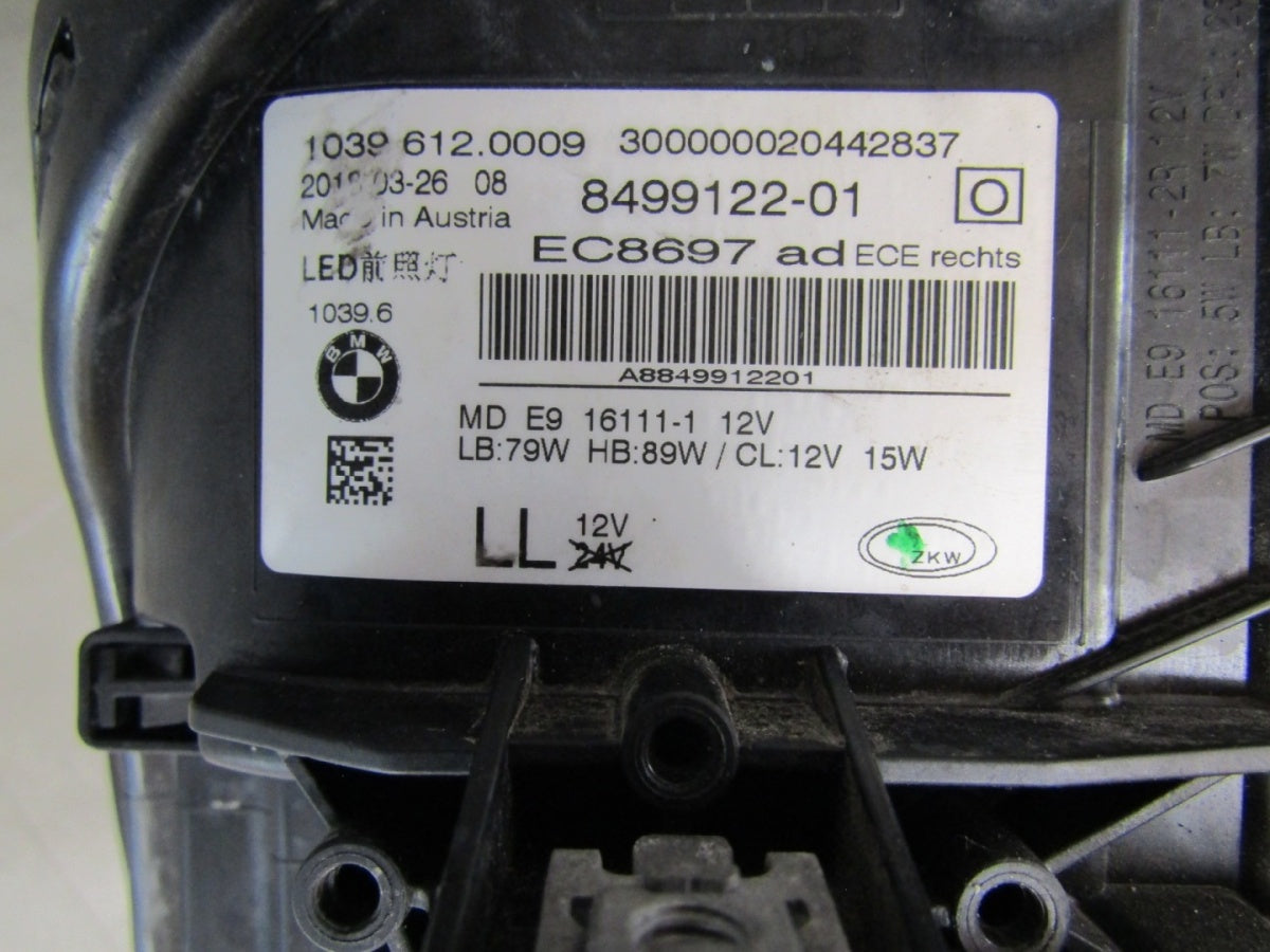 Prednji far BMW 5 G30 G31 Adaptive Full LED 17-20 RH desni 8499122-01