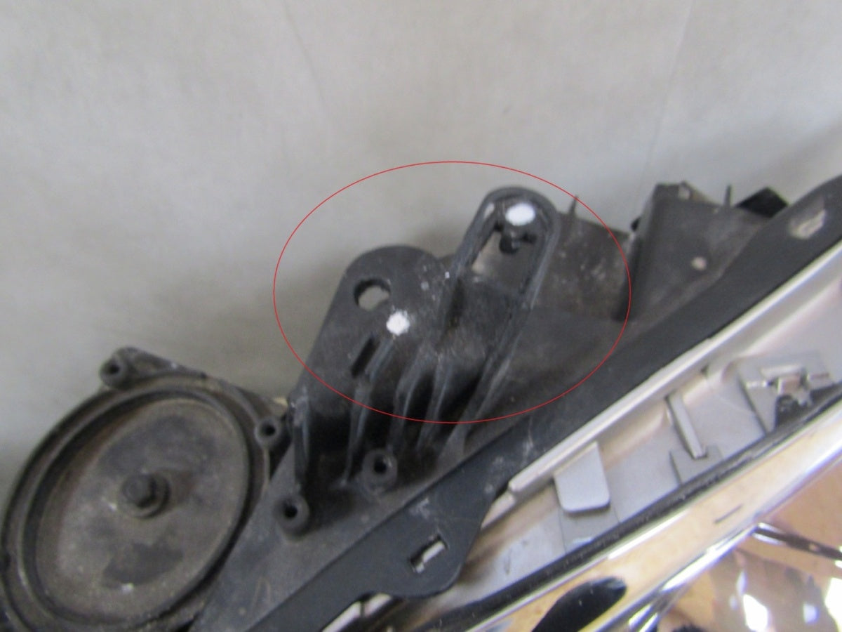 Prednji far LEXUS GS III 3 xenon zakretni LH lijevi 05-12