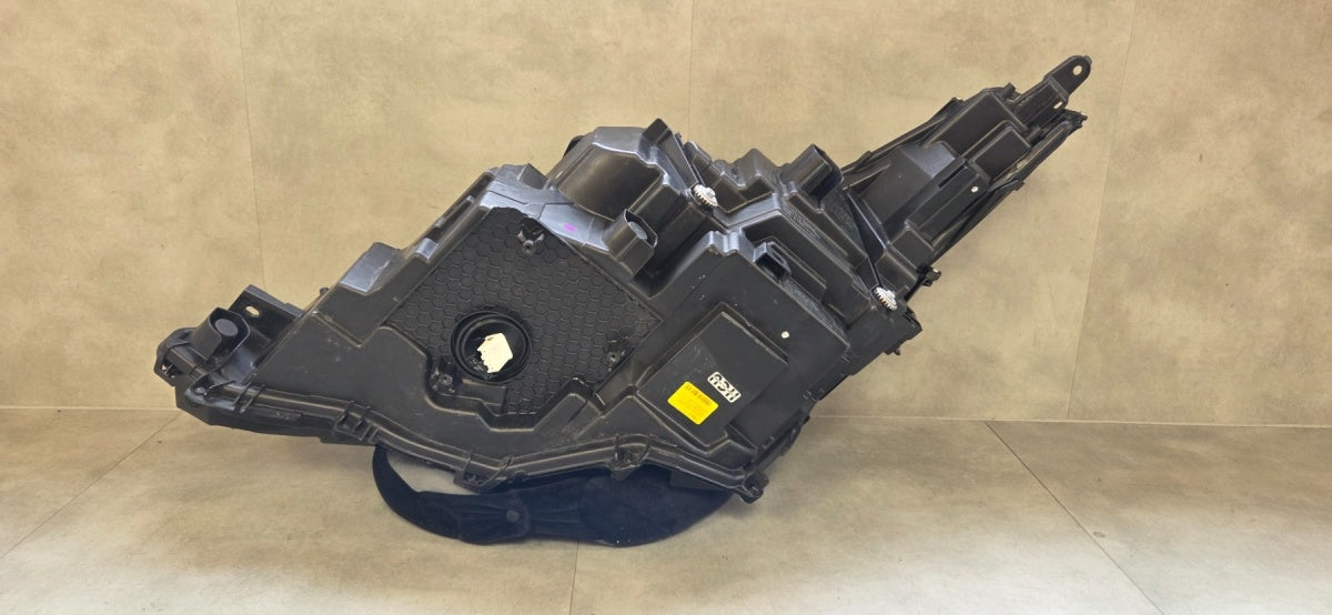 Prednji far LEXUS RX 450 LIFT FULL LED 4 SOCZEWK desni RH I 19-22