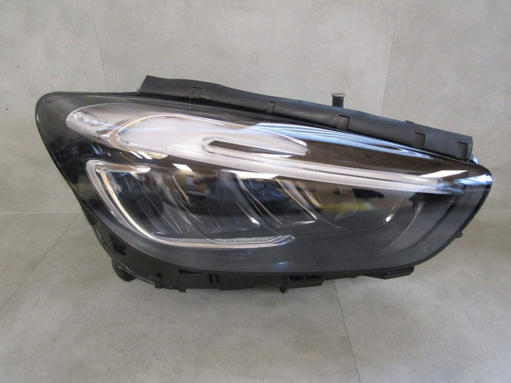 Prednji far Mercedes B klasa W247 Lift LED PERFORMANCE 22- RH A2479061004
