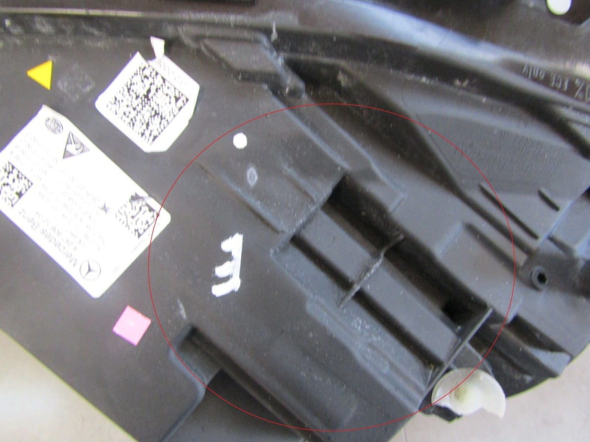 Prednji far Mercedes B klasa W247 Lift LED PERFORMANCE 22- RH A2479061004
