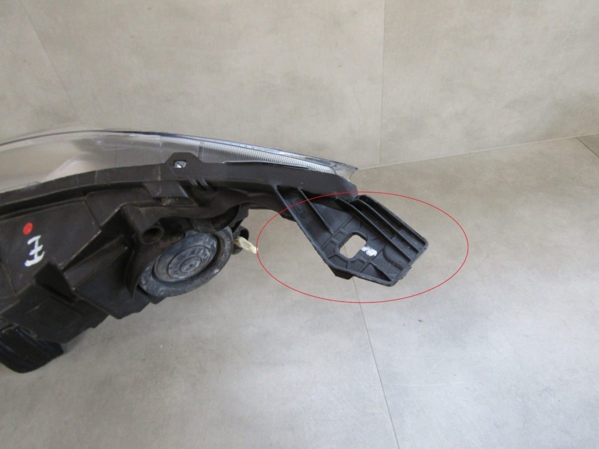 Prednji far FORD TRANSIT CONNECT MK2 LIFT halogen RH 17-21 KT1B-13W029-AF