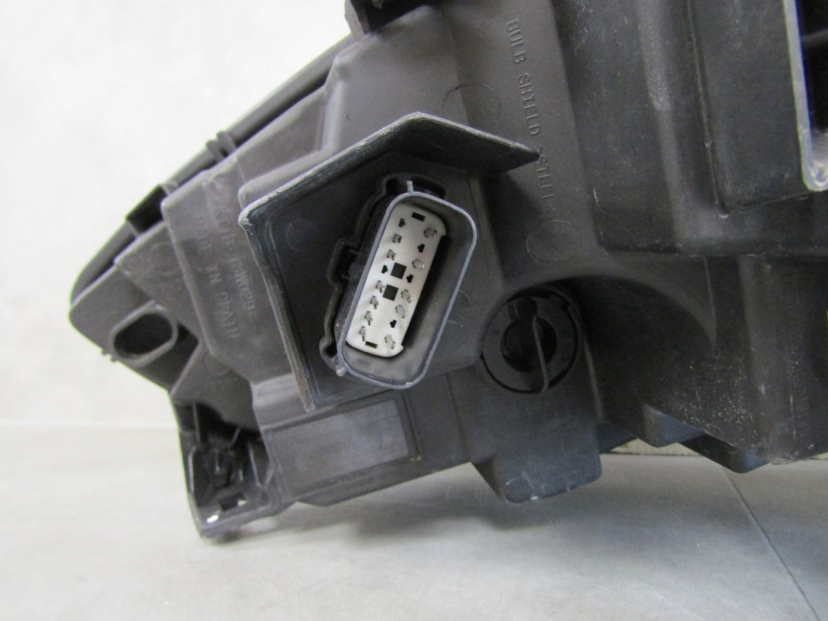 Prednji far FORD TRANSIT CONNECT MK2 LIFT halogen RH 17-21 KT1B-13W029-AF