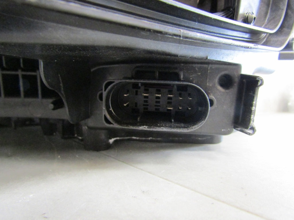 Prednji far MERCEDES GLC 2 W254 FULL LED DIGITAL LIGHT 22- LH A2549063102