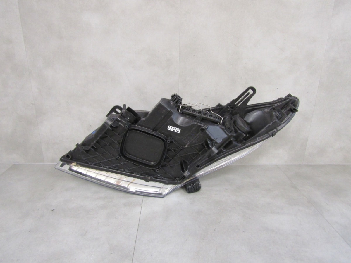 Prednji far RENAULT MEGANE 3 III SREBNA halogen RH 08-12
