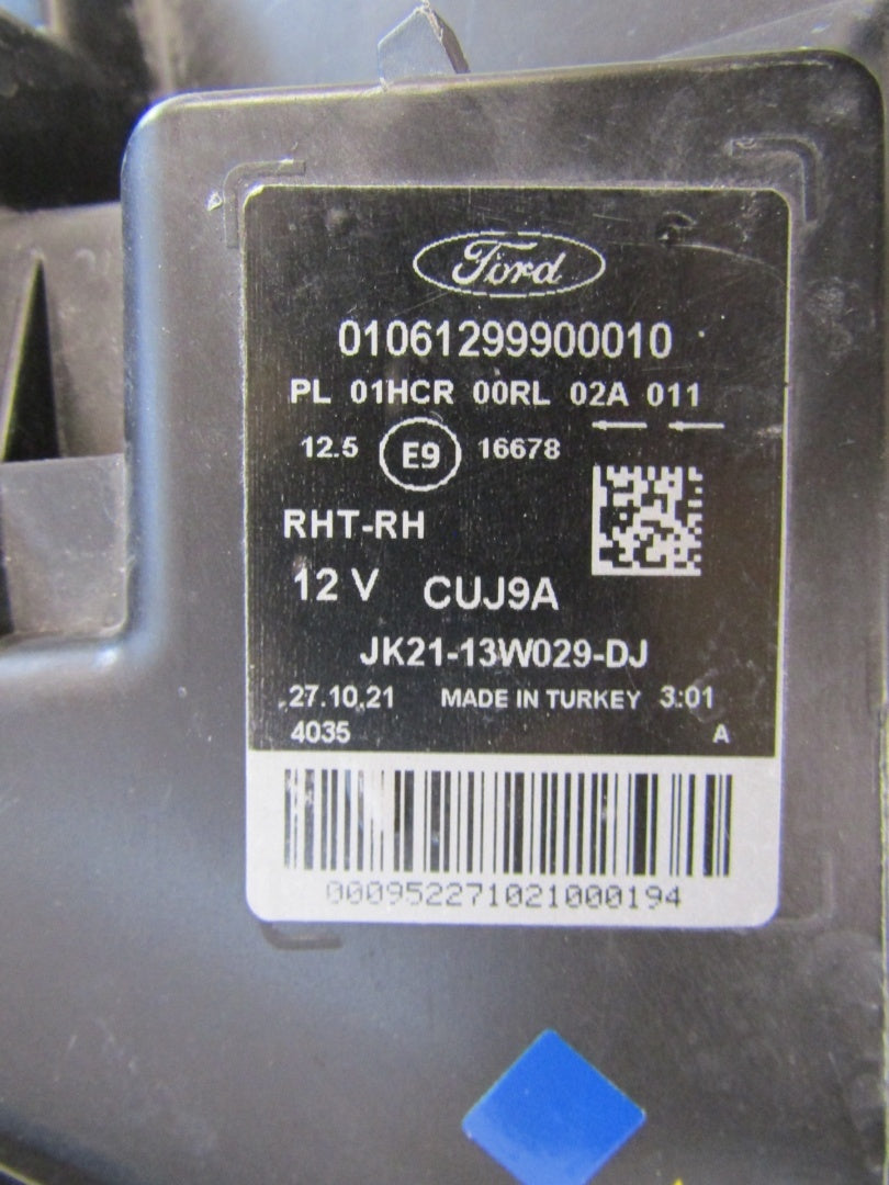 Prednji far FORD TRANSIT CUSTOM LIFT halogen sa sočivom Z LED 17-23 RH JK21-13W029-DJ