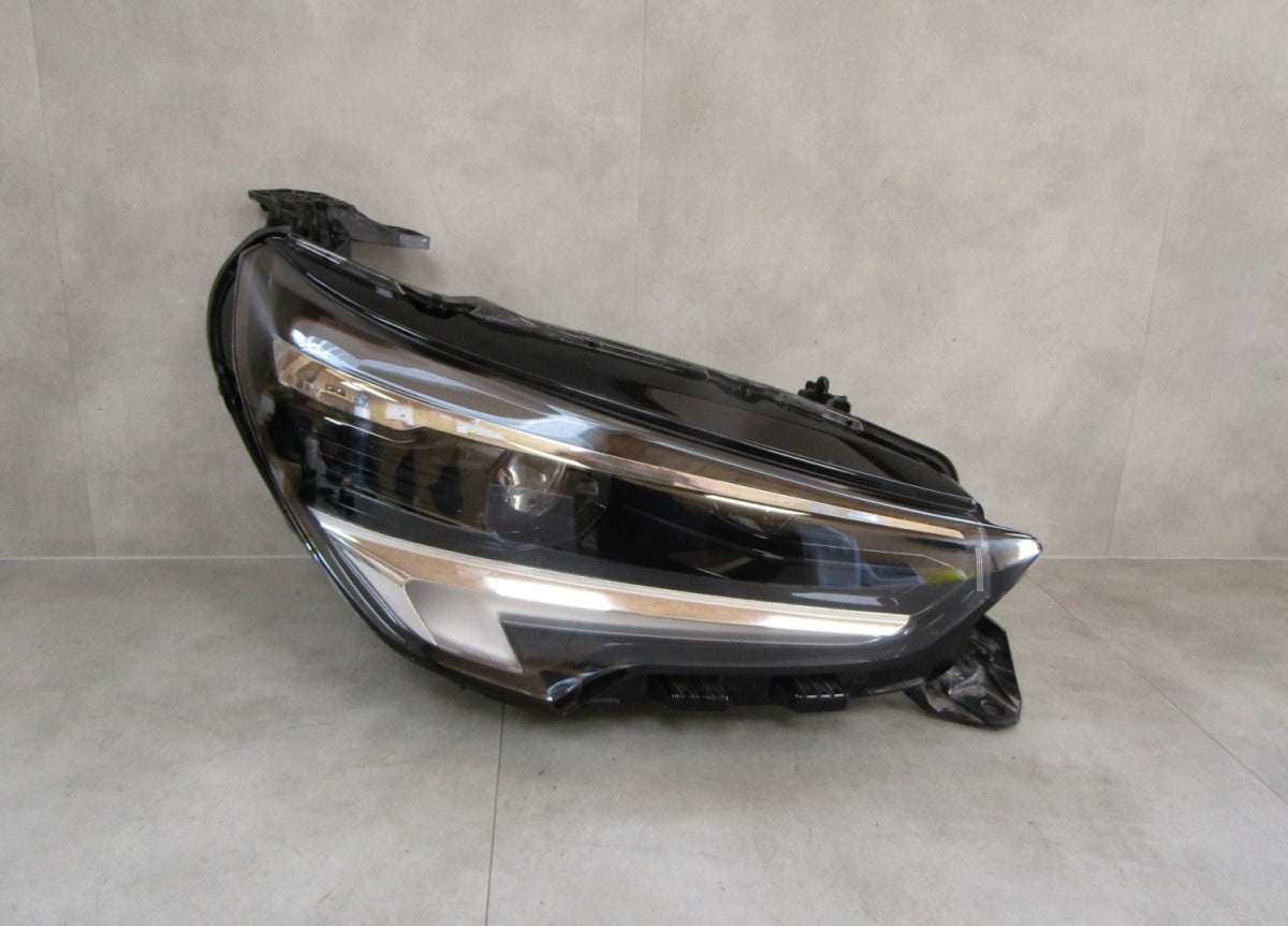 Prednji far Opel Corsa F Full LED LUX 19-23 RH 39162659