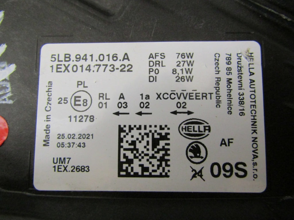 Prednji far Škoda Enyaq Full LED 20-25 RH desni 5LB941016A