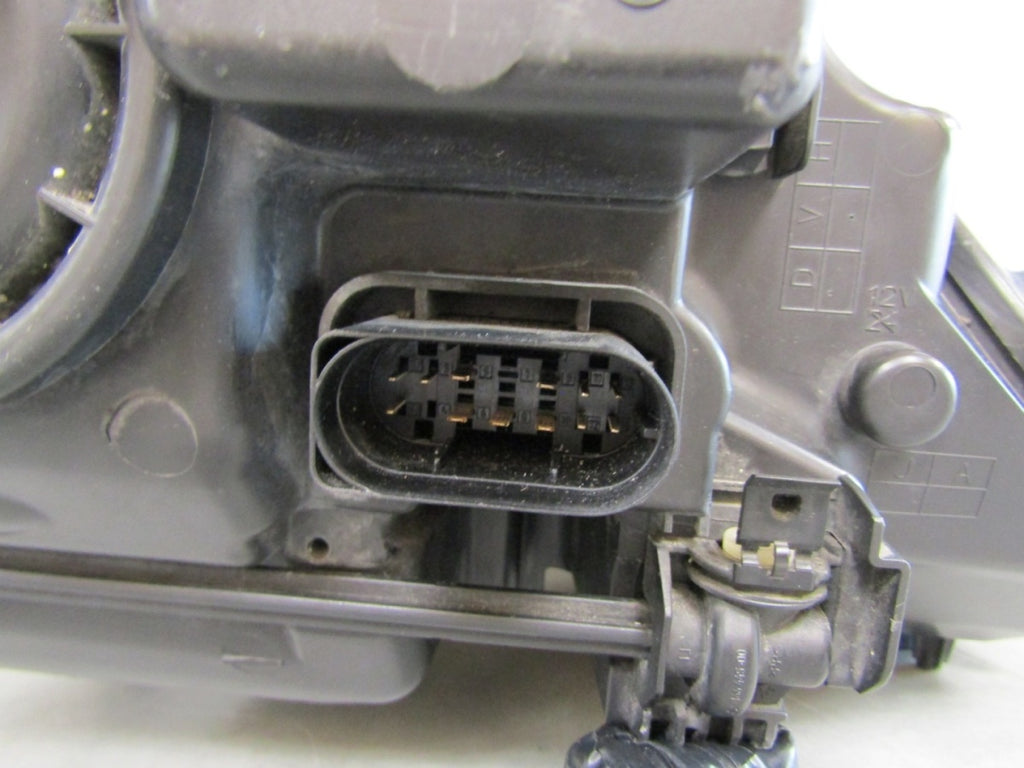 Prednji far MERCEDES E klasa W212 xenon zakretni 09-12 LH A2128205761