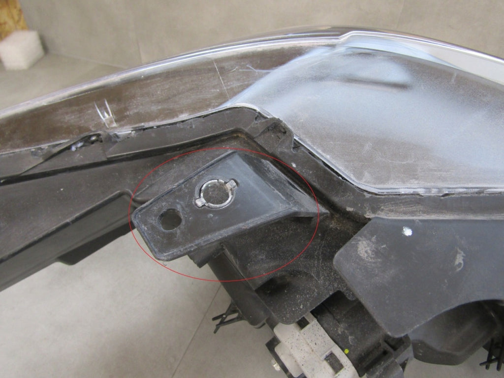 Prednji far MAZDA CX5 CX 5 II 2 SZARY SILNICZEK LED 17-21 LH lijevi K124-51040