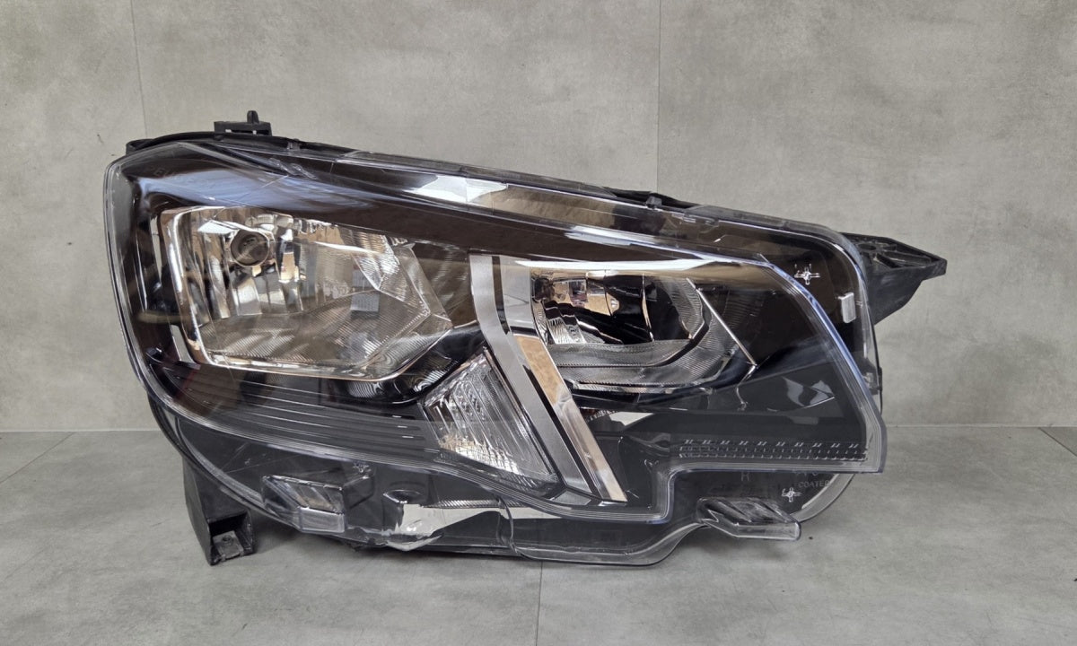 Prednji far PEUGEOT PARTNER IV RIFTER halogen desni RH 18-23 9816826880