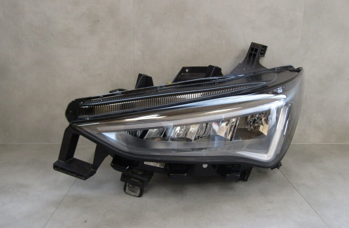 Prednji far CUPRA BORN LED lijevi LH 21- 10F.941.007.K