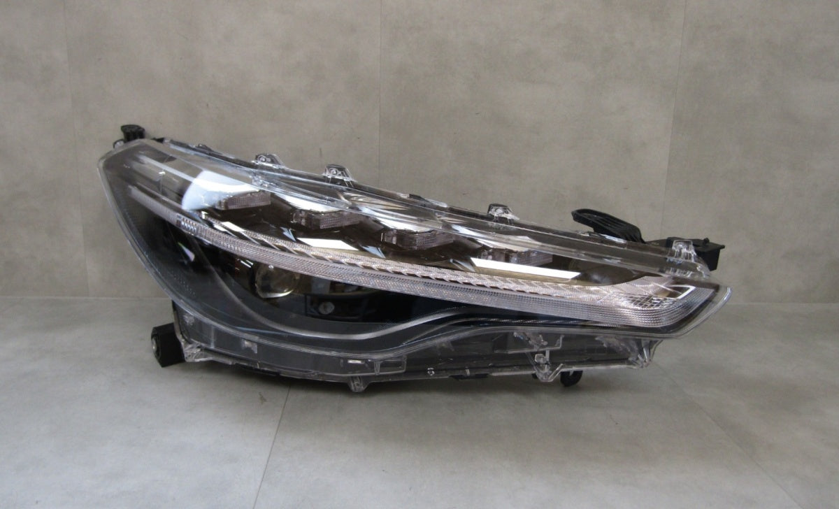 Prednji far TOYOTA COROLLA CROSS FULL LED 20- RH desni HASCO 16-184