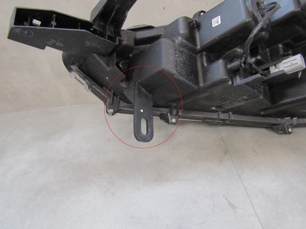 Prednji far TOYOTA COROLLA CROSS FULL LED 20- RH desni HASCO 16-184