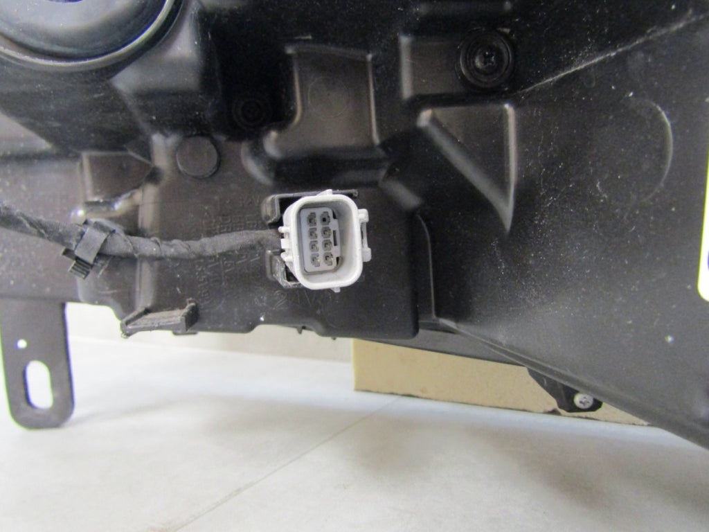 Prednji far TOYOTA COROLLA CROSS FULL LED 20- RH desni HASCO 16-184