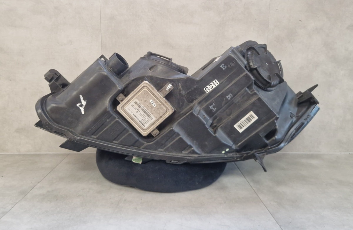Prednji far JAGUAR XF X260 KESNON nezakretni desni RH 15-20 GX63-13W029-EF
