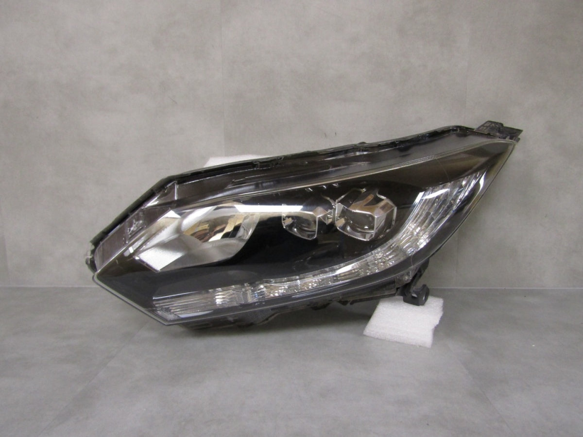 Prednji far HONDA HR-V HRV II 2 LED 13-19 LH
